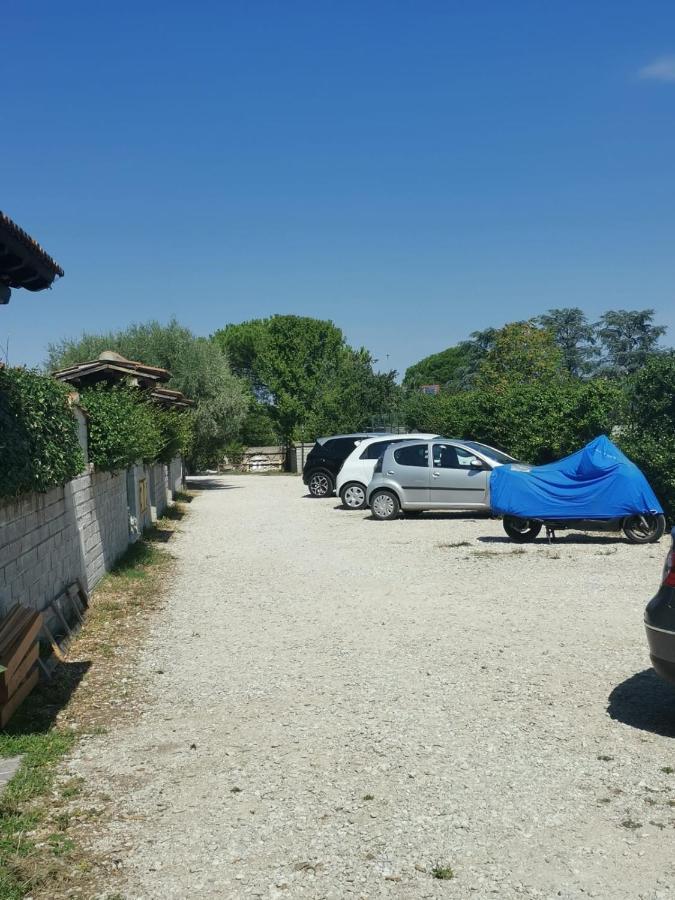 Apartment Roma Tor Vergata Con Giardino מראה חיצוני תמונה