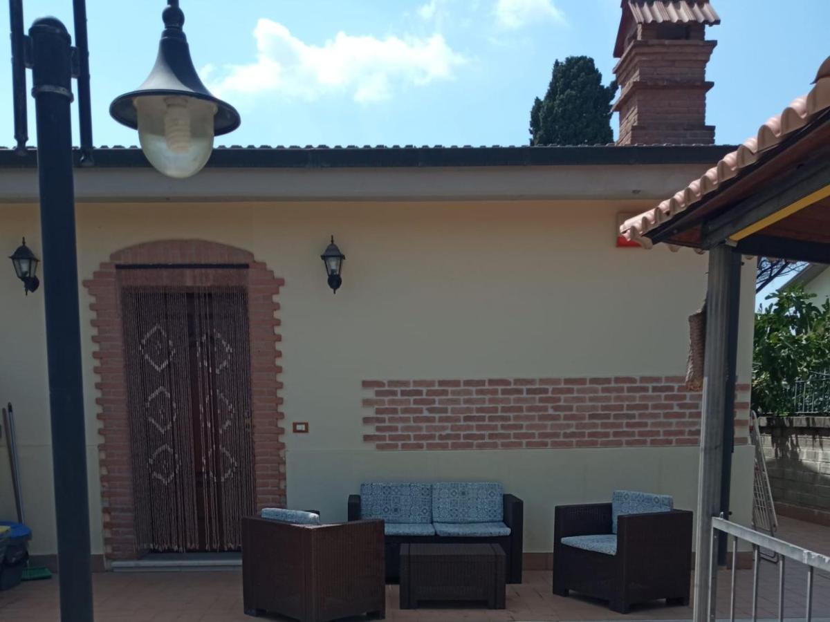 Apartment Roma Tor Vergata Con Giardino חדר תמונה