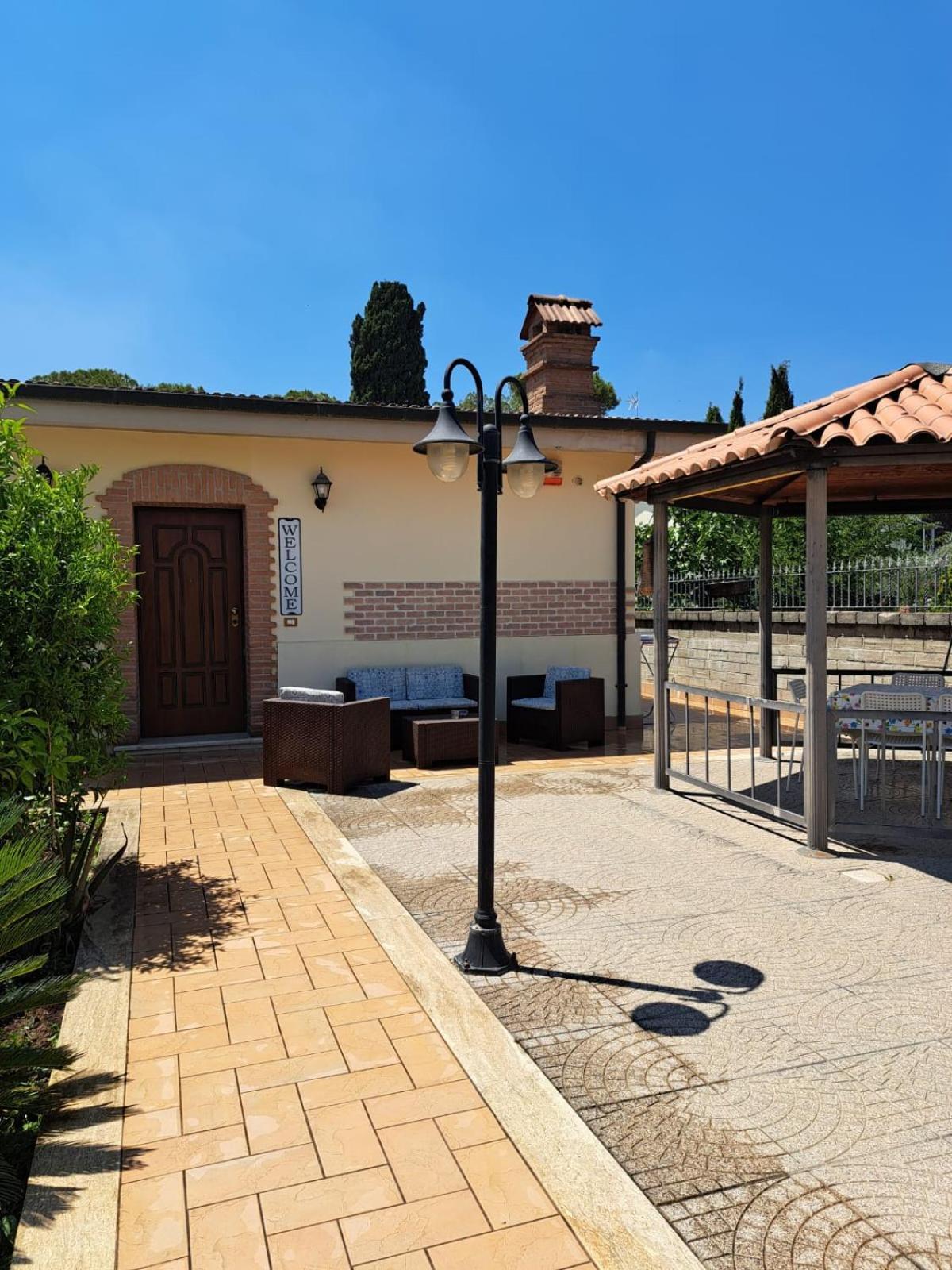 Apartment Roma Tor Vergata Con Giardino מראה חיצוני תמונה