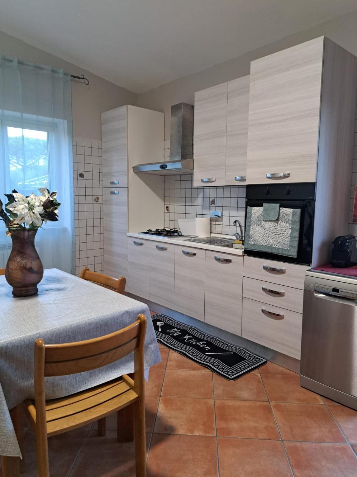 Apartment Roma Tor Vergata Con Giardino מראה חיצוני תמונה
